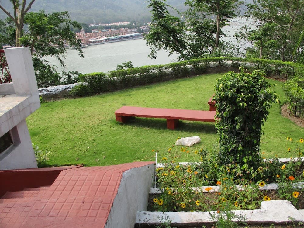 📷 Yoga Niketan Ashram