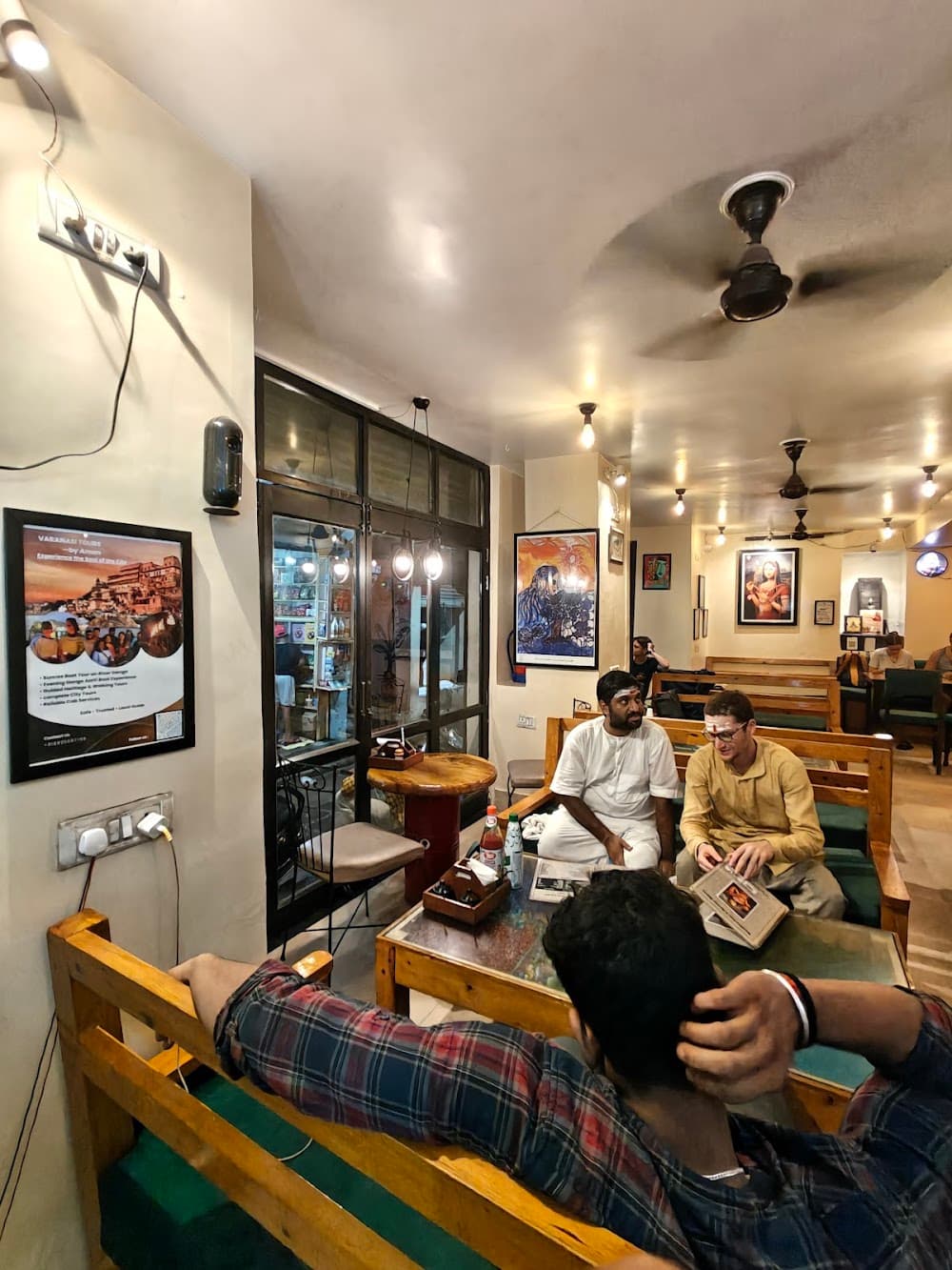 Lucy's Cafe
