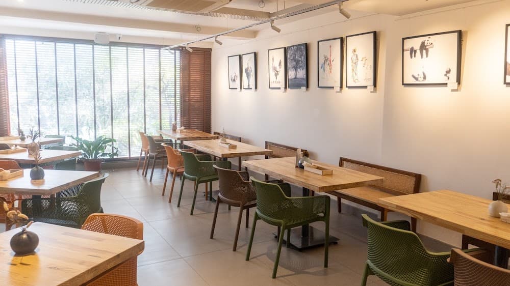 📷 Vibrant Living Jubilee Hills - Shop & Café