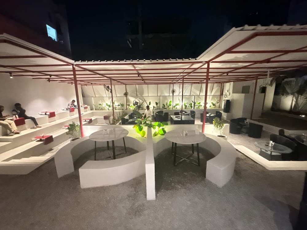 📷 Kahani Cafe