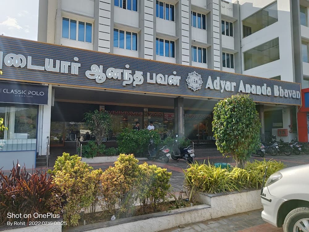 Adyar Ananda Bhavan A2B Veg Restaurant - Vilakuthoon Madurai