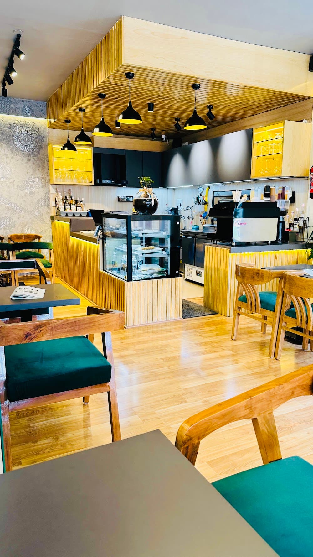 📷 Brewzza Coffee