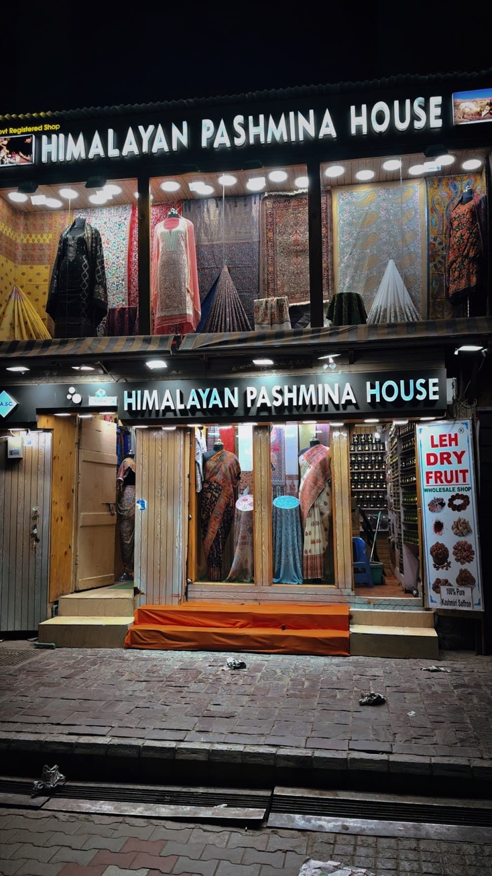 📷 Himalayan Pashmina House