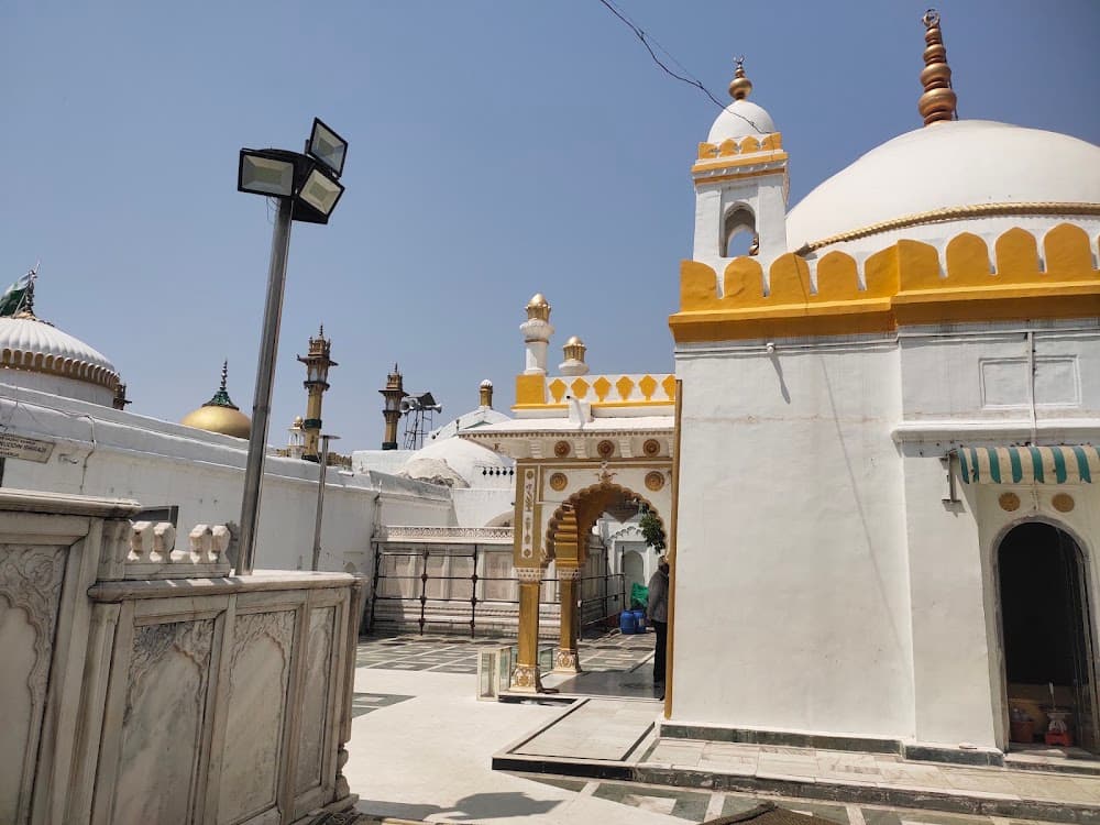 Tomb of Sufi Saint Bahar-ud-din