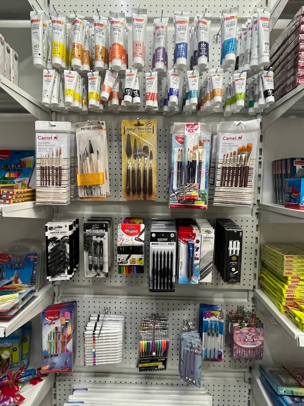 📷 Solo Art Material Shop
