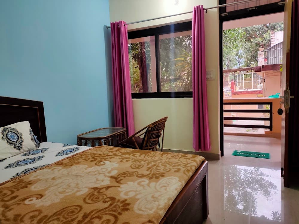 📷 Yogant Foundation - Yoga and Meditation Retreat Ashram in Rishikesh India