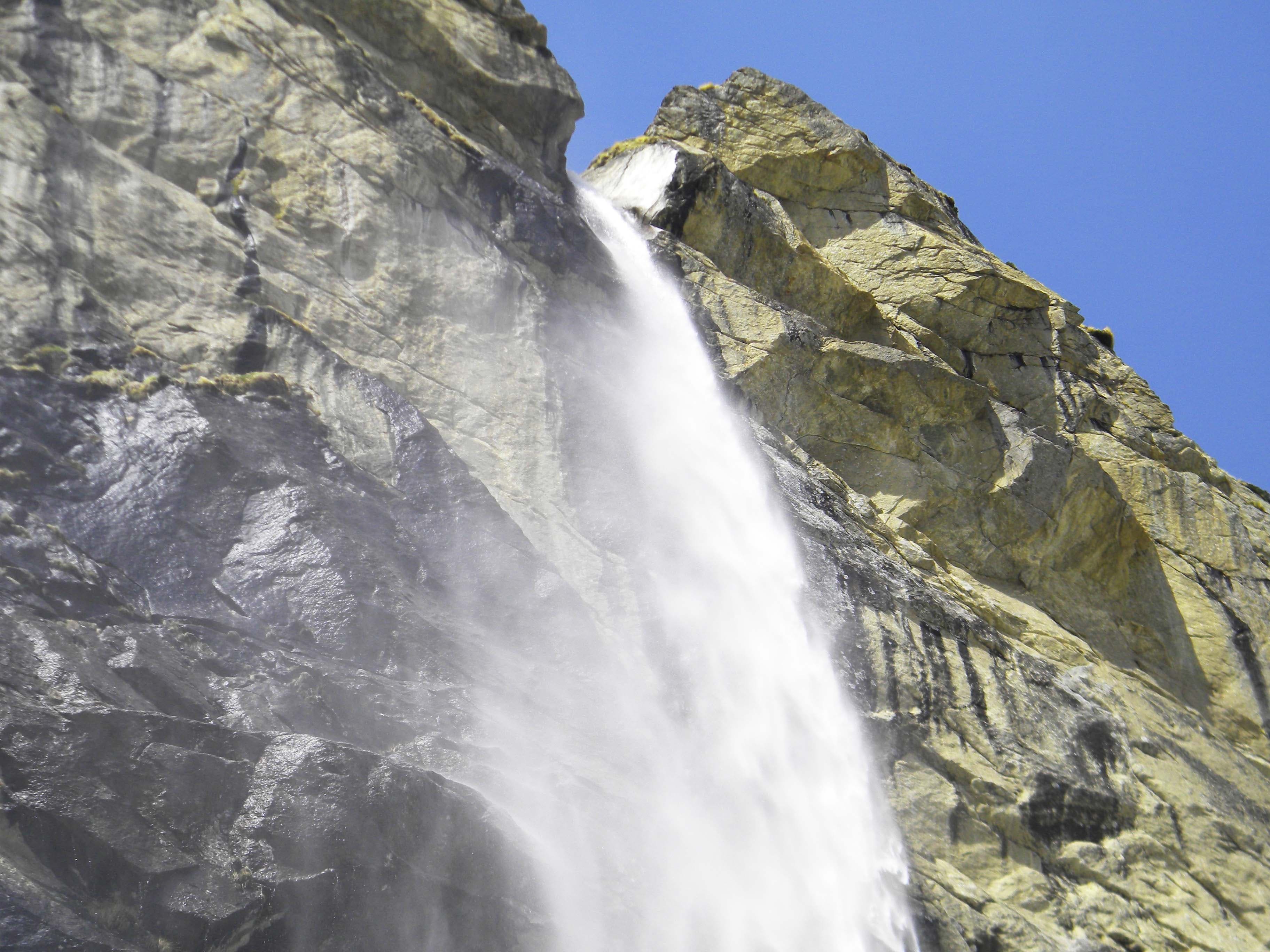 Vasudhara waterfall