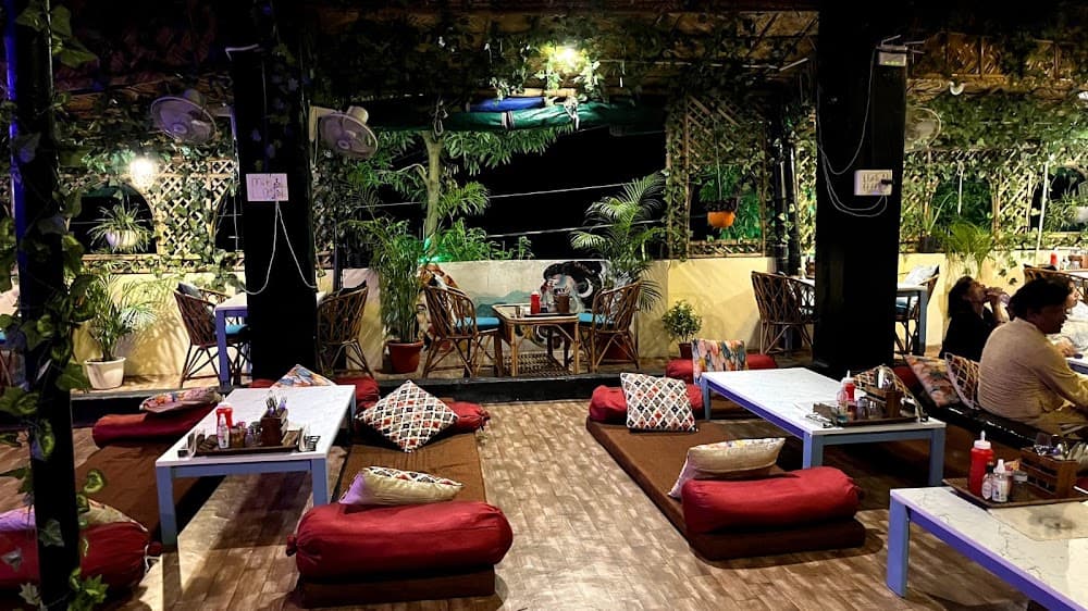Shivani's Cafe
