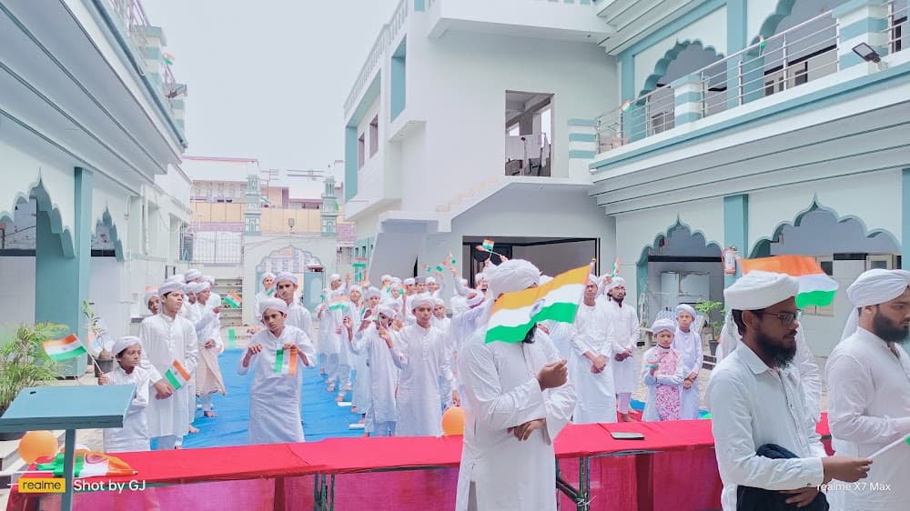 📷 Habibi Gjsk