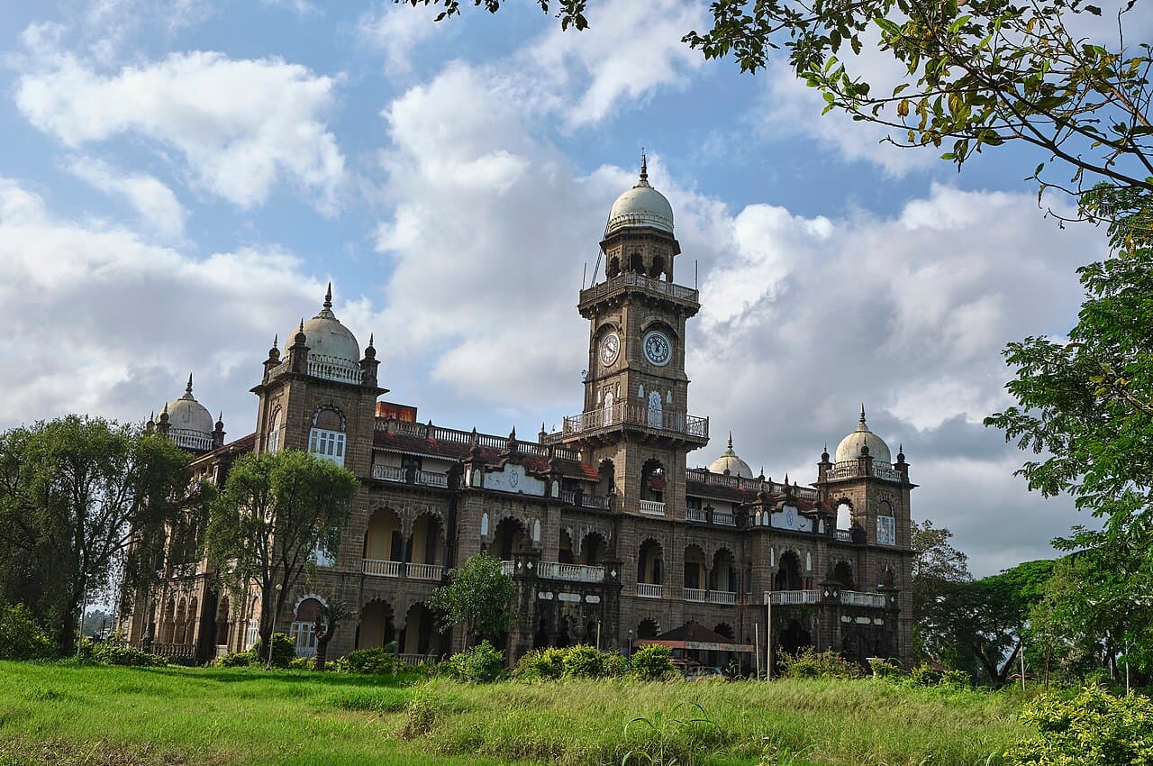Shalini palace