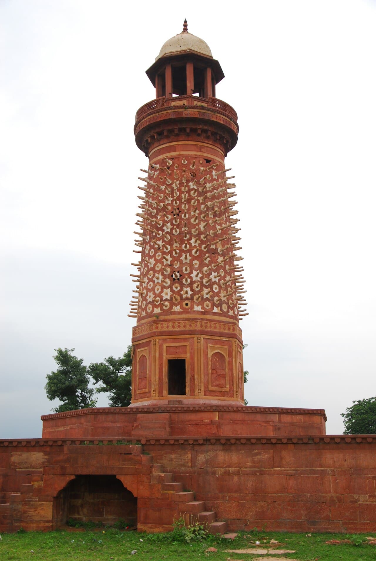 Hiran Minar